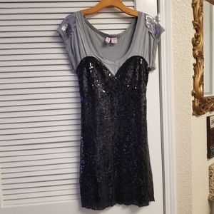 Brand New! Love on Hanger sz S